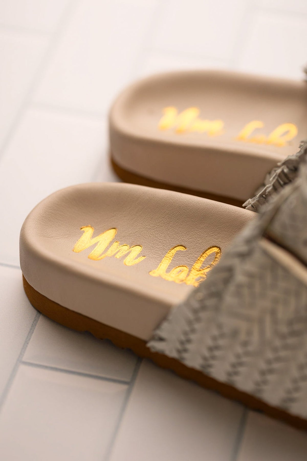 Intertwine White Woven Slide Sandals – Naughty Monkey