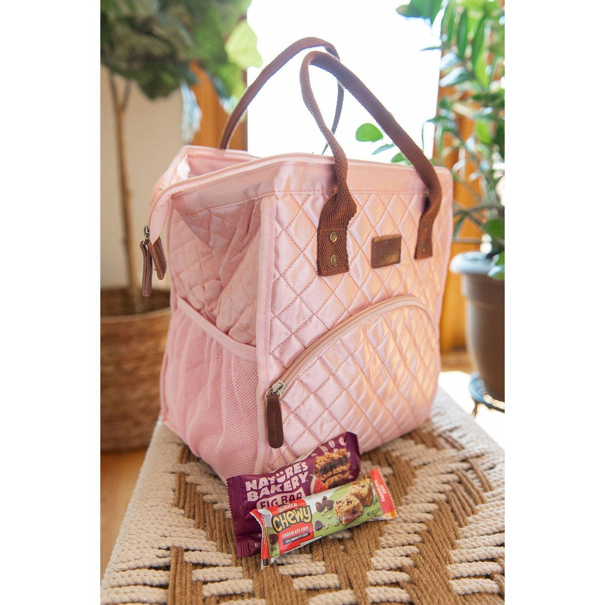 Women's Cooler Lunch Bag | The Classy Cloth - becauseofadi