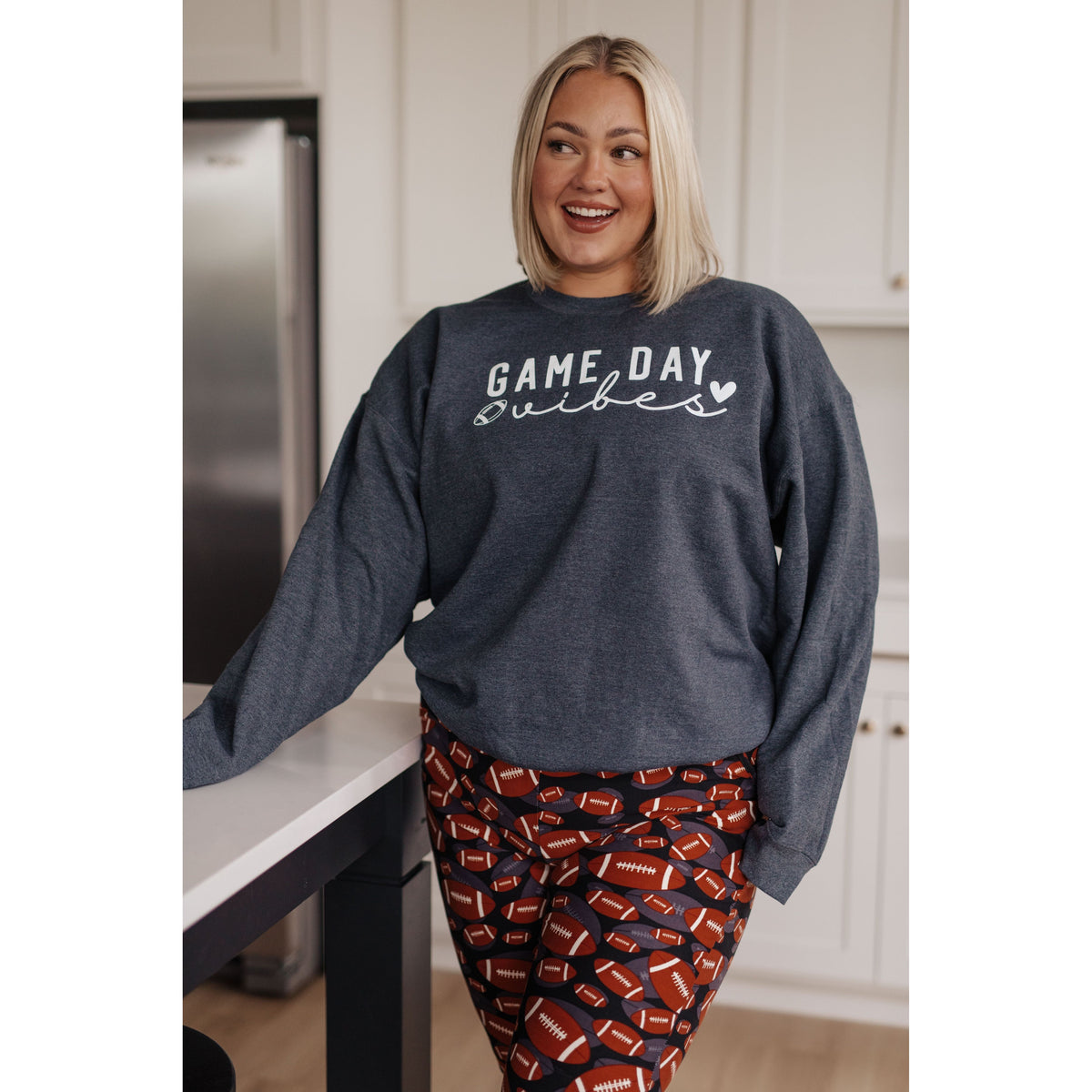 Women's Game Day Vibes Pullover in Gray