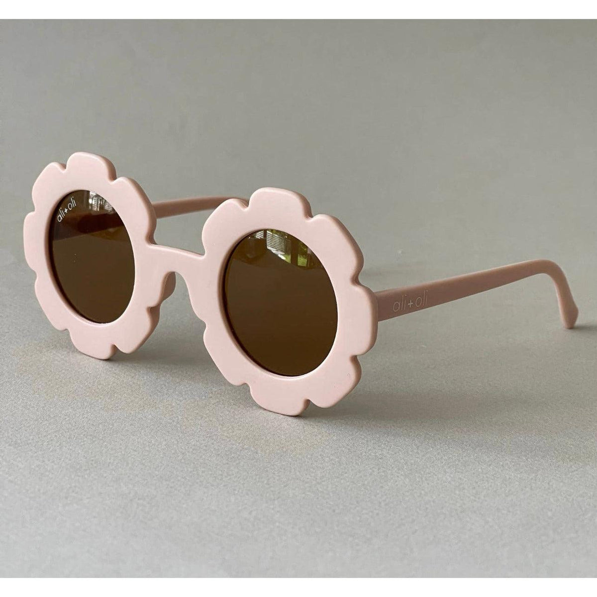 Ali + Oli | Kids Flower Power Sunglasses | Pink - becauseofadi
