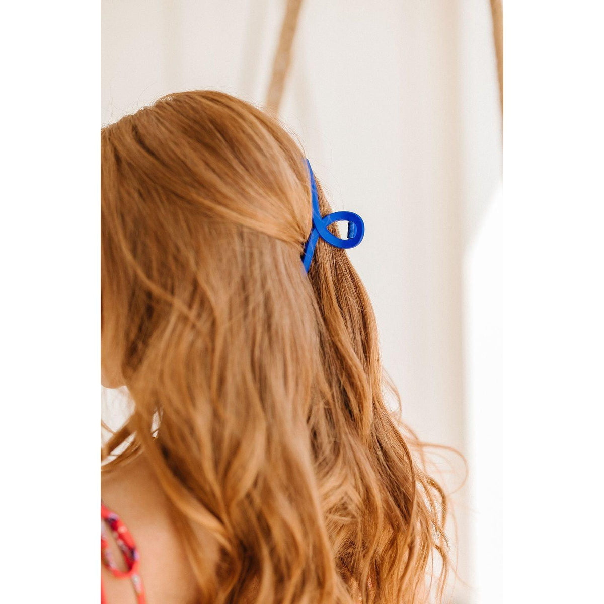 Claw Clip Set of 4 in Royal Blue - becauseofadi