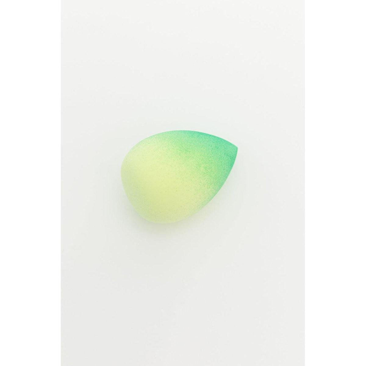 Cool Ombre Makeup Sponge in Four Colors - becauseofadi