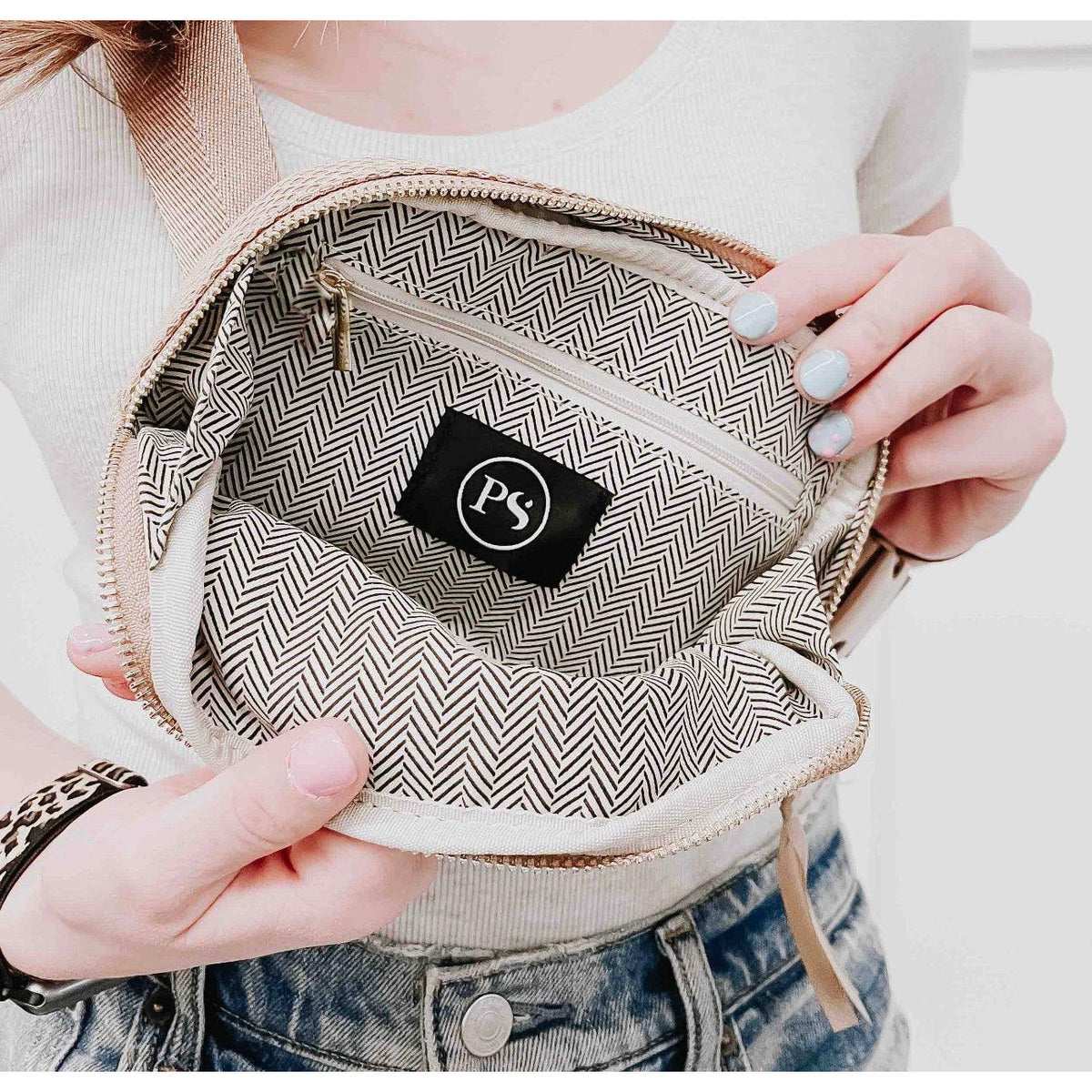 Brooklyn Bum Bag | Women's Lycra Belt Bag | Pretty Simple - becauseofadi