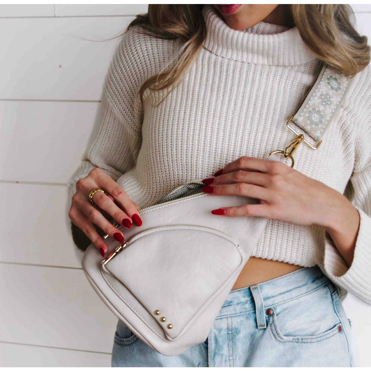 Pretty Simple | Women's Austin Sling Bag | Vegan Leather - becauseofadi