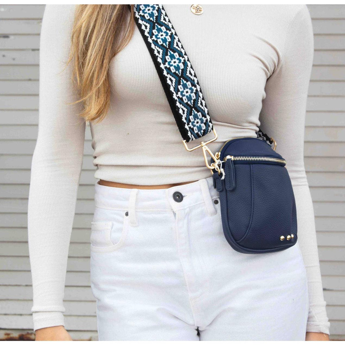 Pretty Simple | Women's Ellie Small Crossbody Bag | Vegan Pebble Leather - becauseofadi